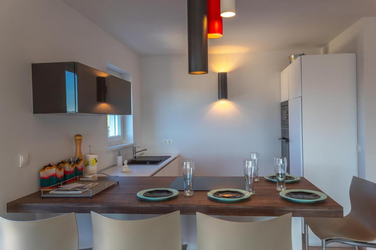Finestra Sul Mare Apartamento Punat Exterior foto
